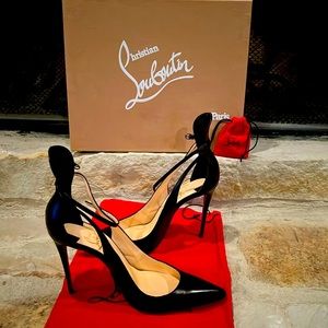 Christian Louboutin black heels only used once